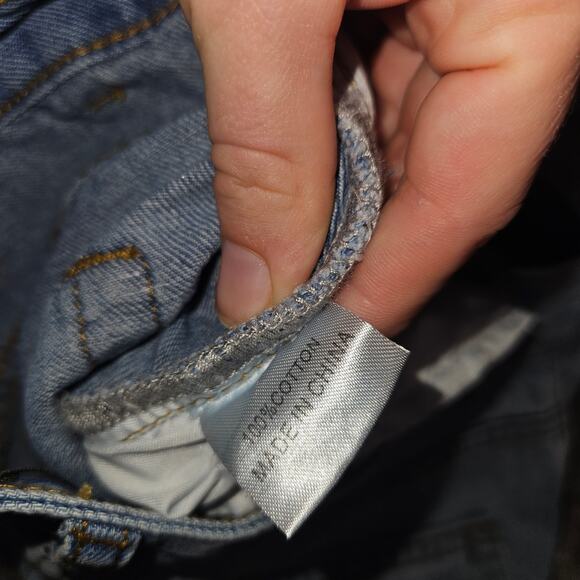 White Fox Blue Jean Shorts Size XS - Picture 5 of 9